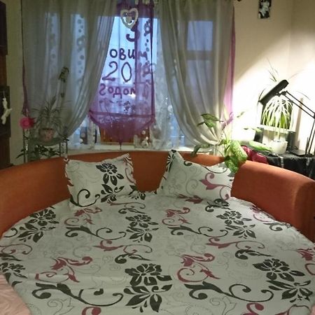 Apartment On Raisy Okipnoi 5 Kijev Kültér fotó